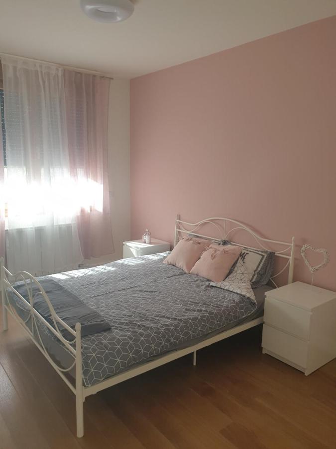 Apartment Mona Beograd Eksteriør bilde